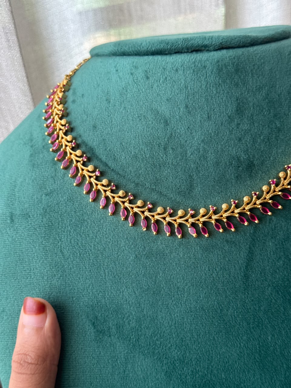 Leaf Diamond Necklace HH175