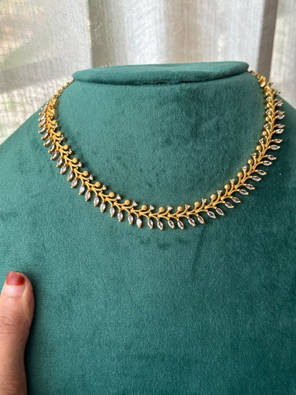 Leaf Diamond Necklace HH175