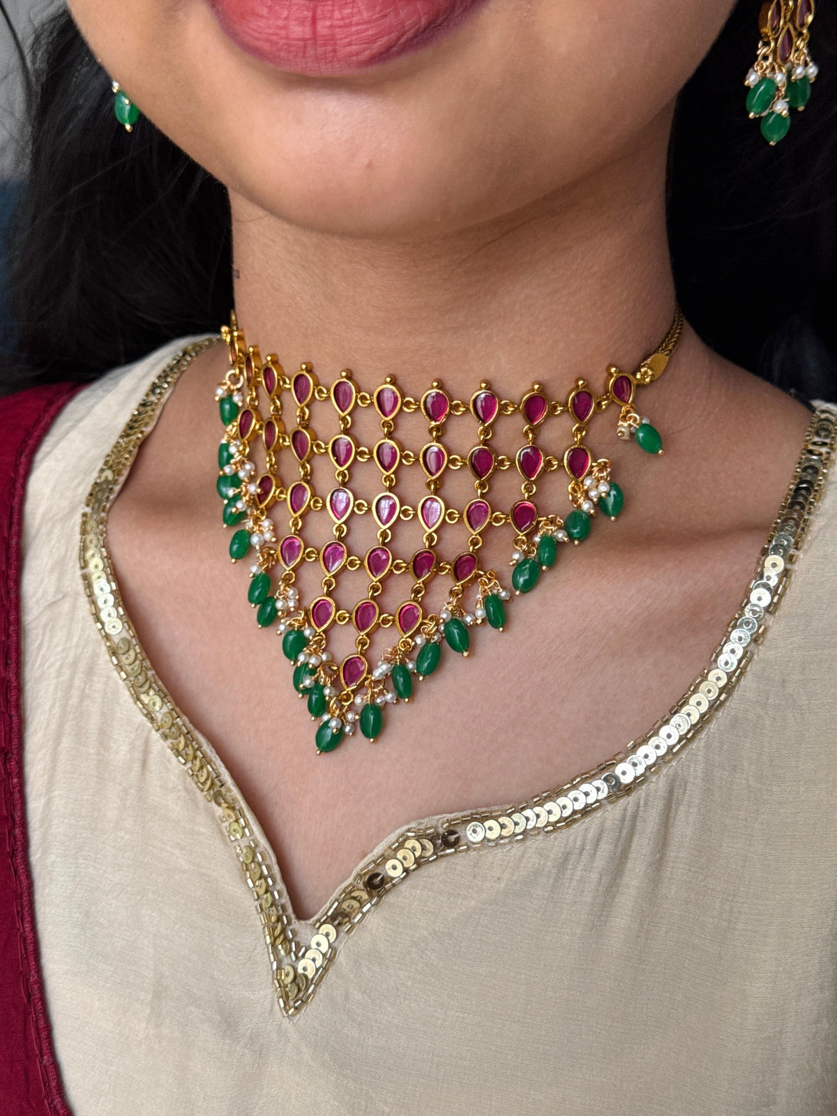 Triangle pearl bead HH175