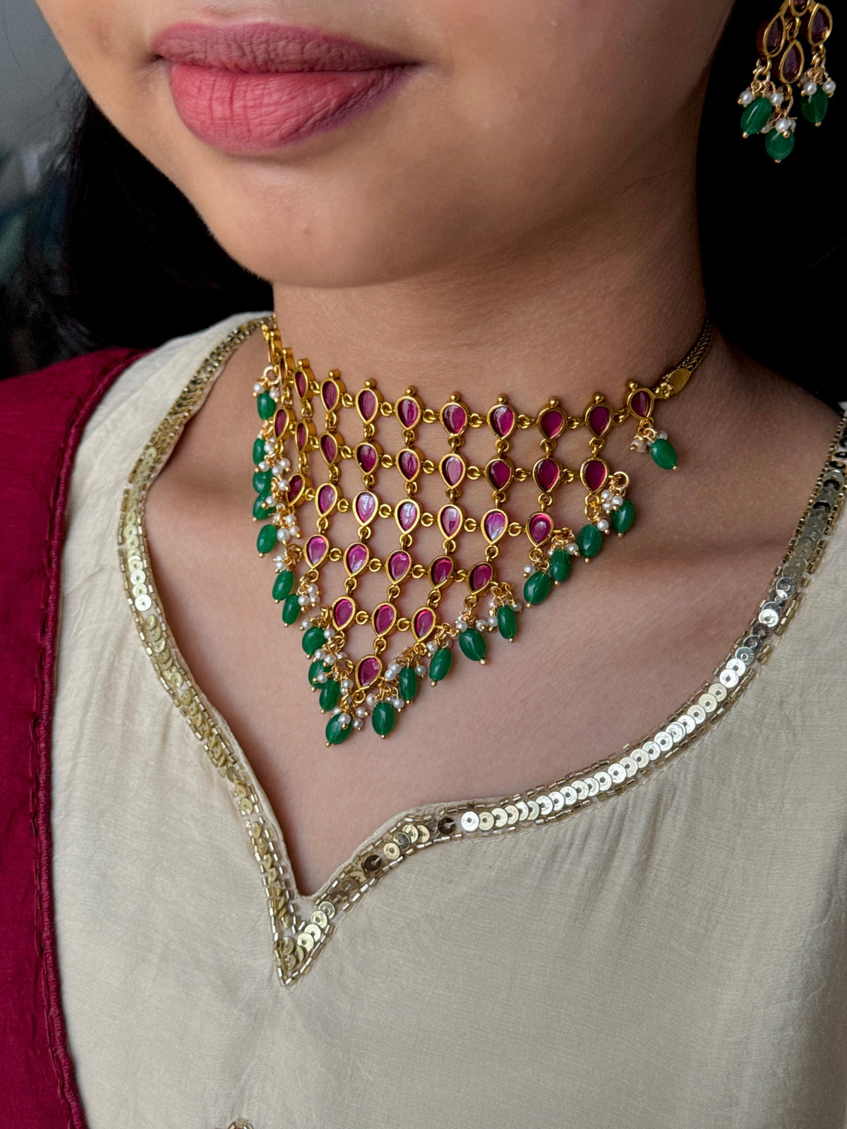 Triangle pearl bead HH175