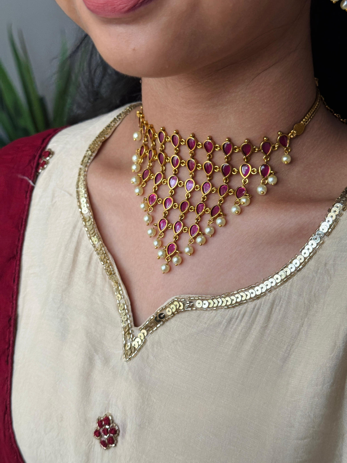 Triangle pearl bead HH175