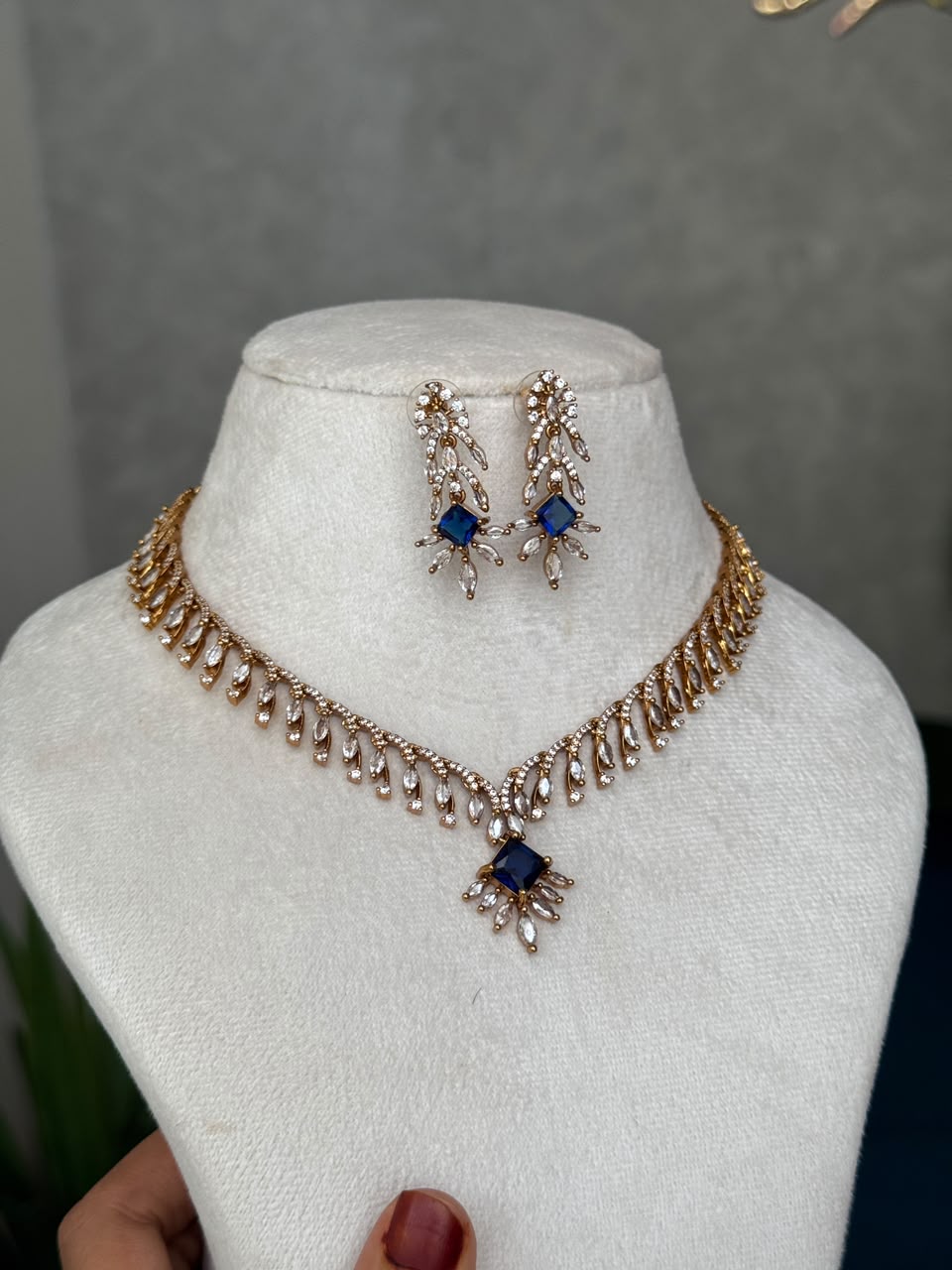Solviera Necklace Set HH178
