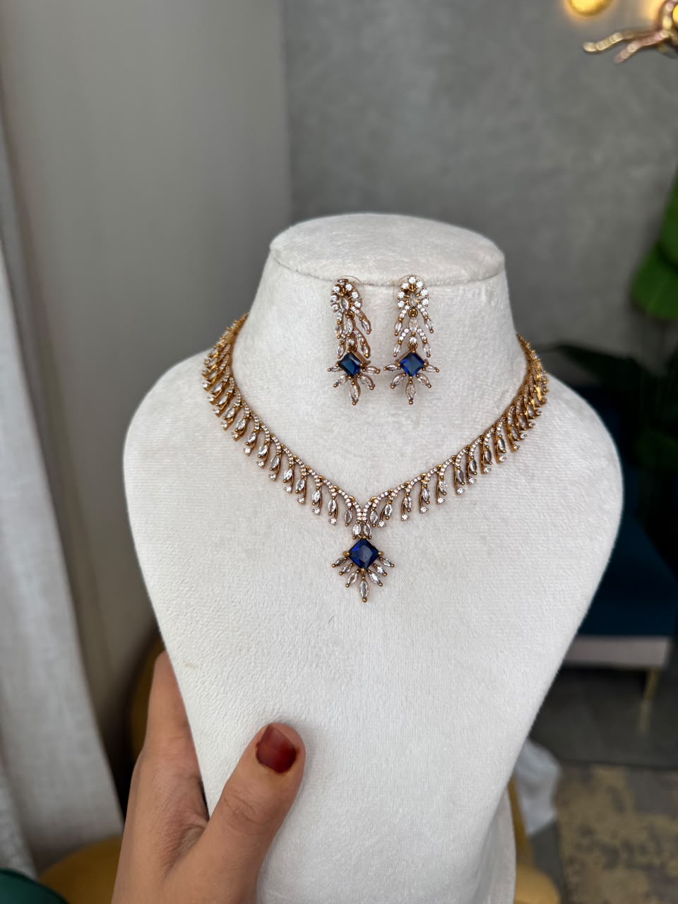 Solviera Necklace Set HH178