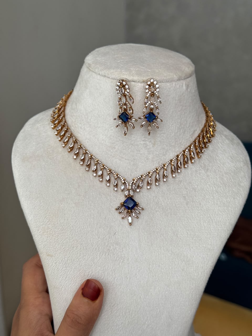 Solviera Necklace Set HH178