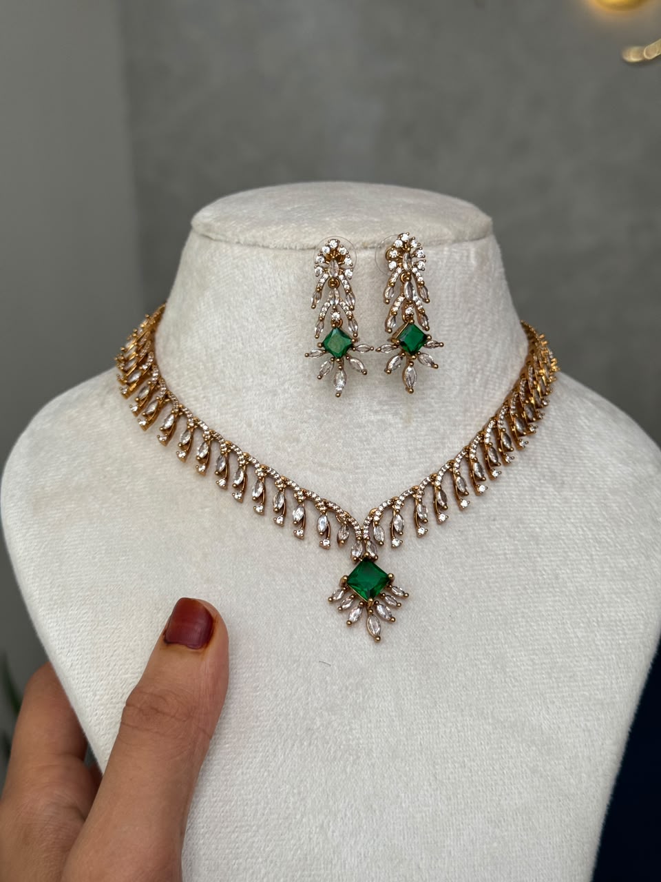 Solviera Necklace Set HH178