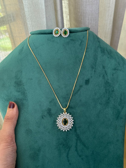 Noorika Pendant Set HH182