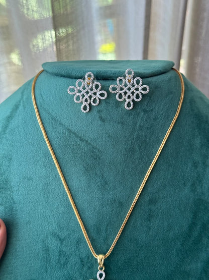 Ira Pendant Set HH185