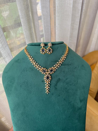 Petal Vine Necklace HN1436