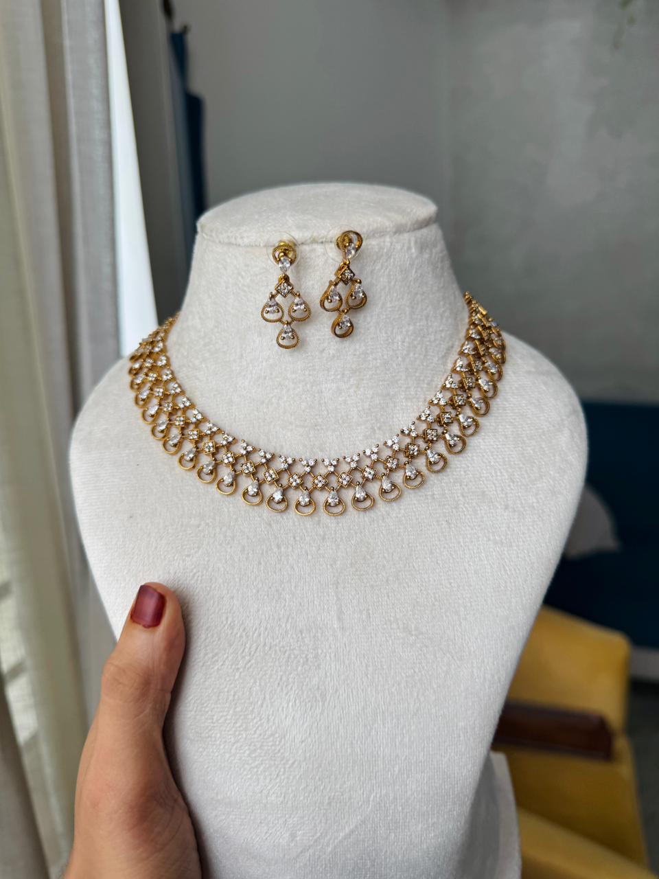 Grill cut necklace HN128